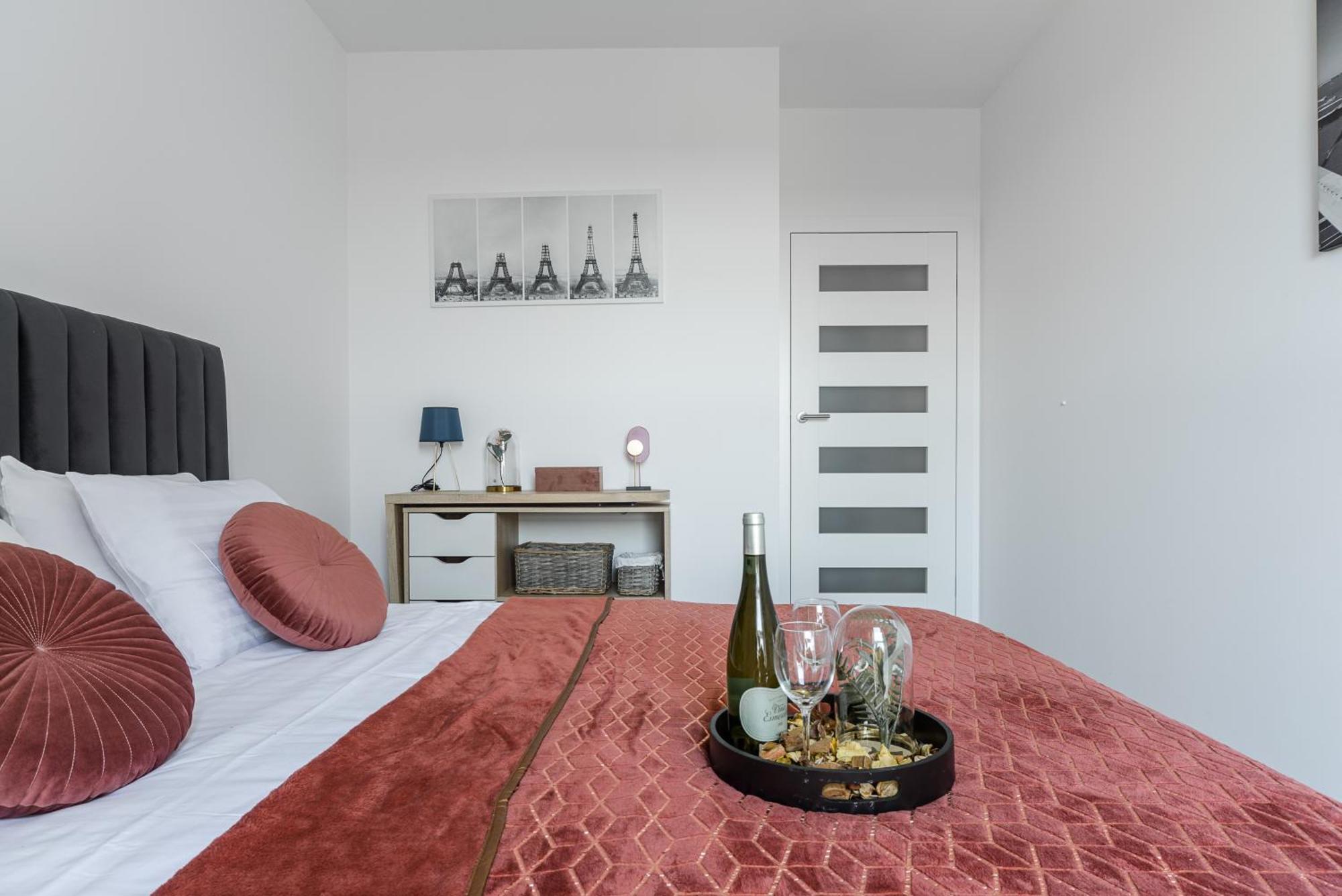 Lumina Apartments With Parking, Balcony Lodz エクステリア 写真