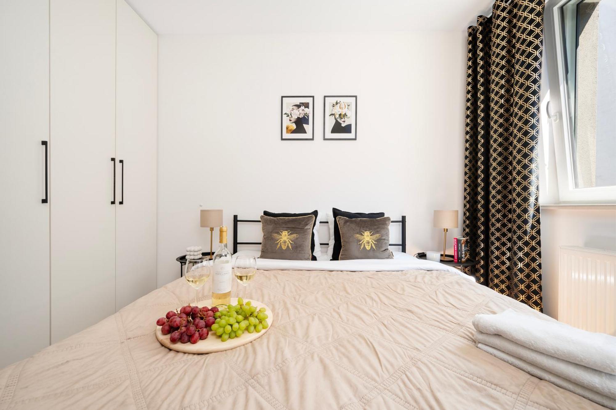 Lumina Apartments With Parking, Balcony Lodz エクステリア 写真