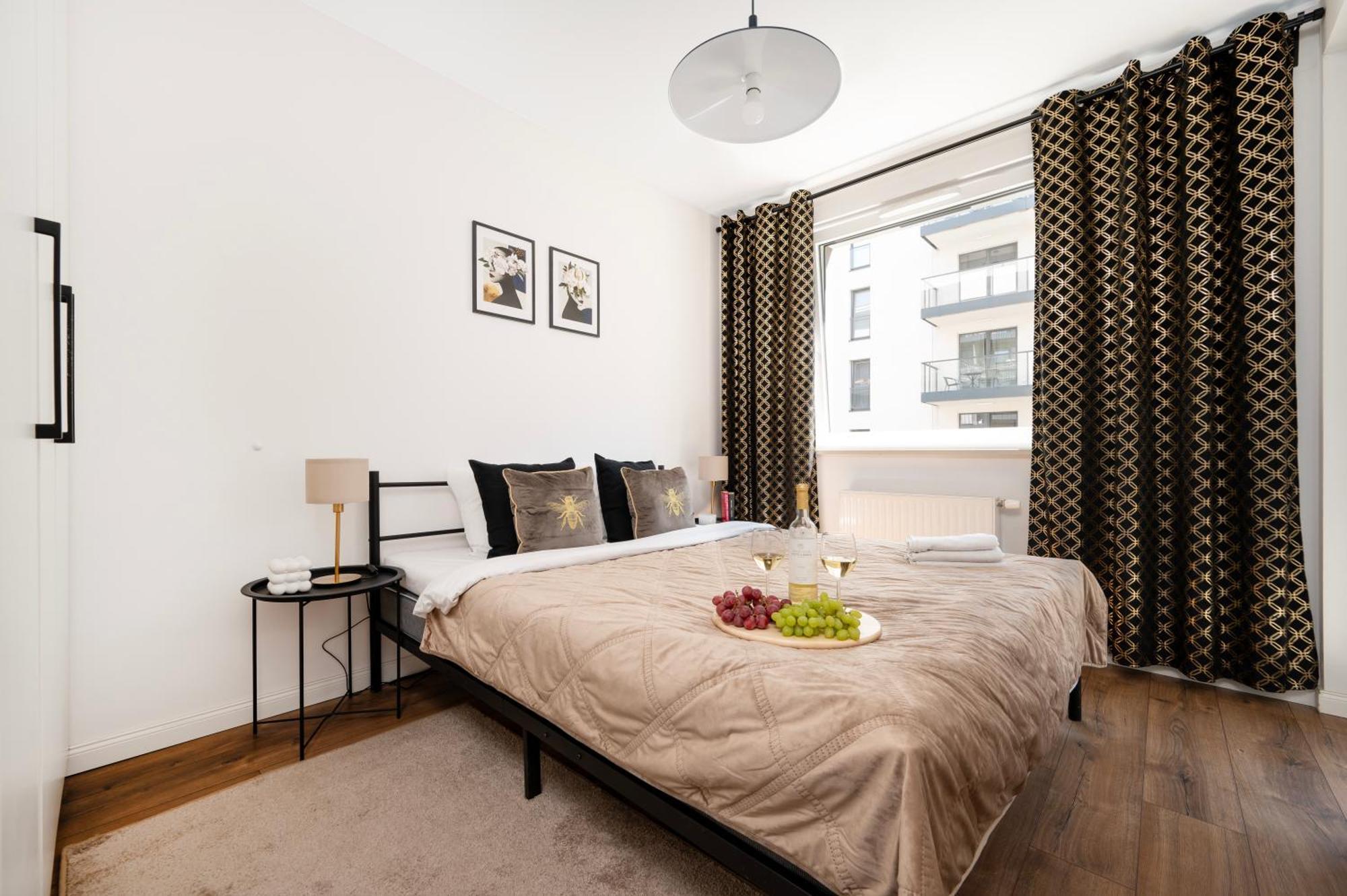 Lumina Apartments With Parking, Balcony Lodz エクステリア 写真